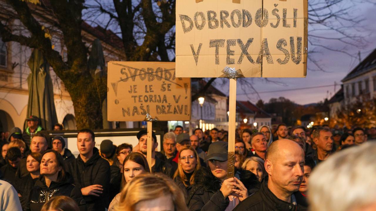 Counter-Protest in Novo Mesto Counter-Protest in Novo Mesto
